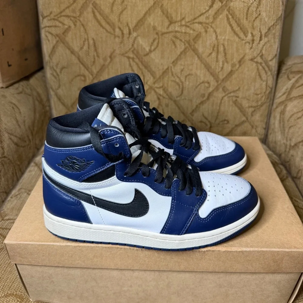 Nike Air Jordan 1 Retro High OG Midnight Navy DZ5485-401 Mens 7 Womens 8.5